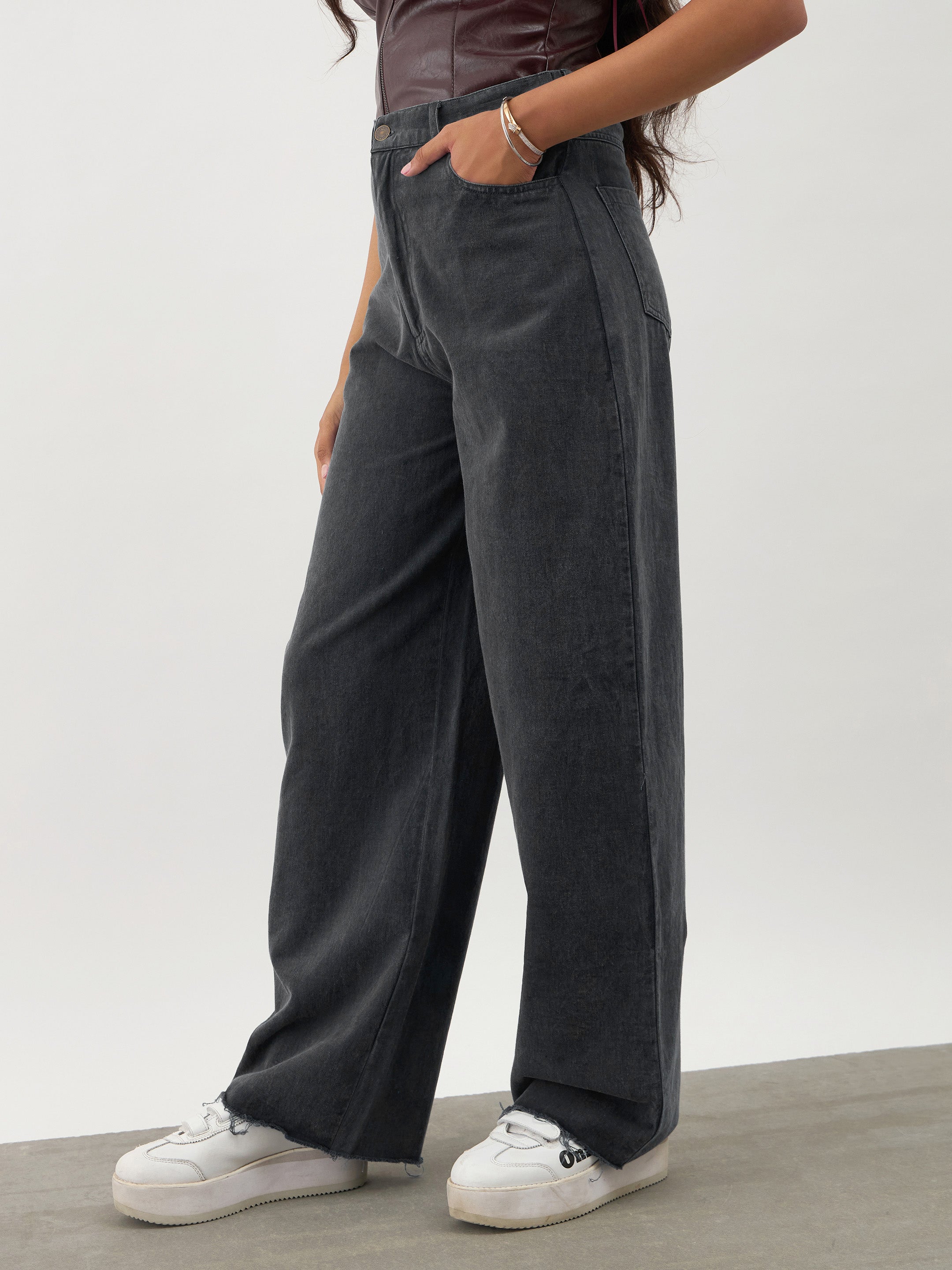 Black Twill Overdyed Straight Fit Pants Noh.Voh 