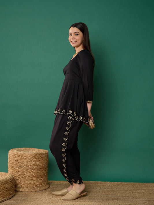 Girl Black Solid Peplum Top With Dhoti Pants
