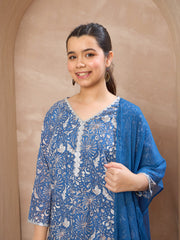 Grils Blue Floral V-Neck Kurta With Palazzos & Dupatta