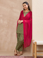 Grils Green Floral Short Kurta With Salwar