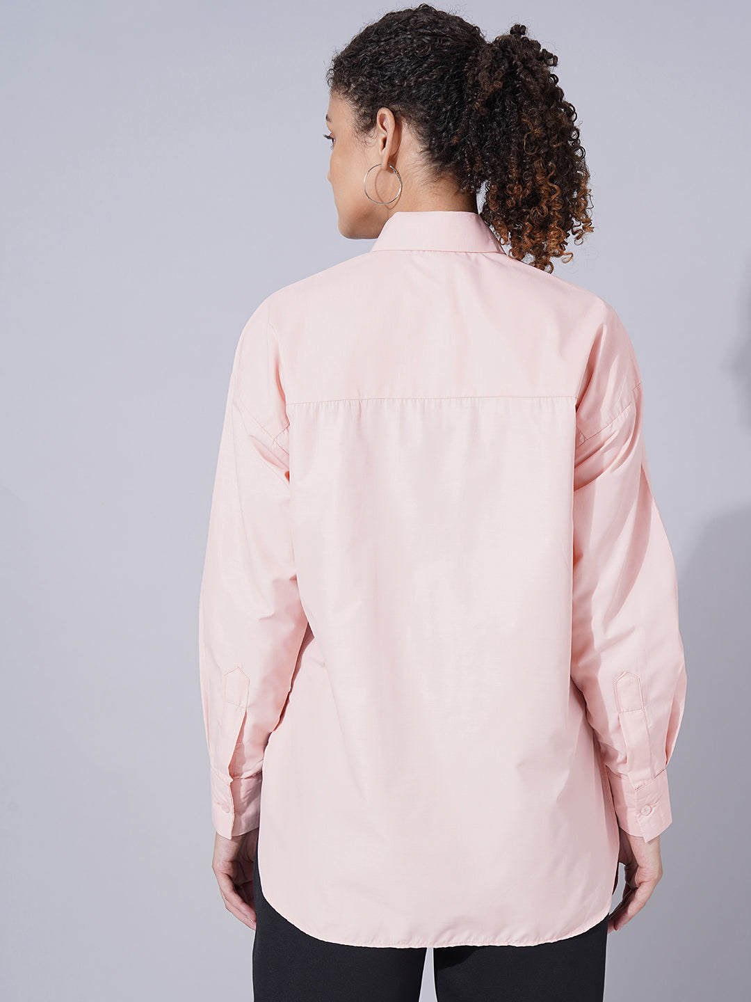 spread collar long sleeves shirt