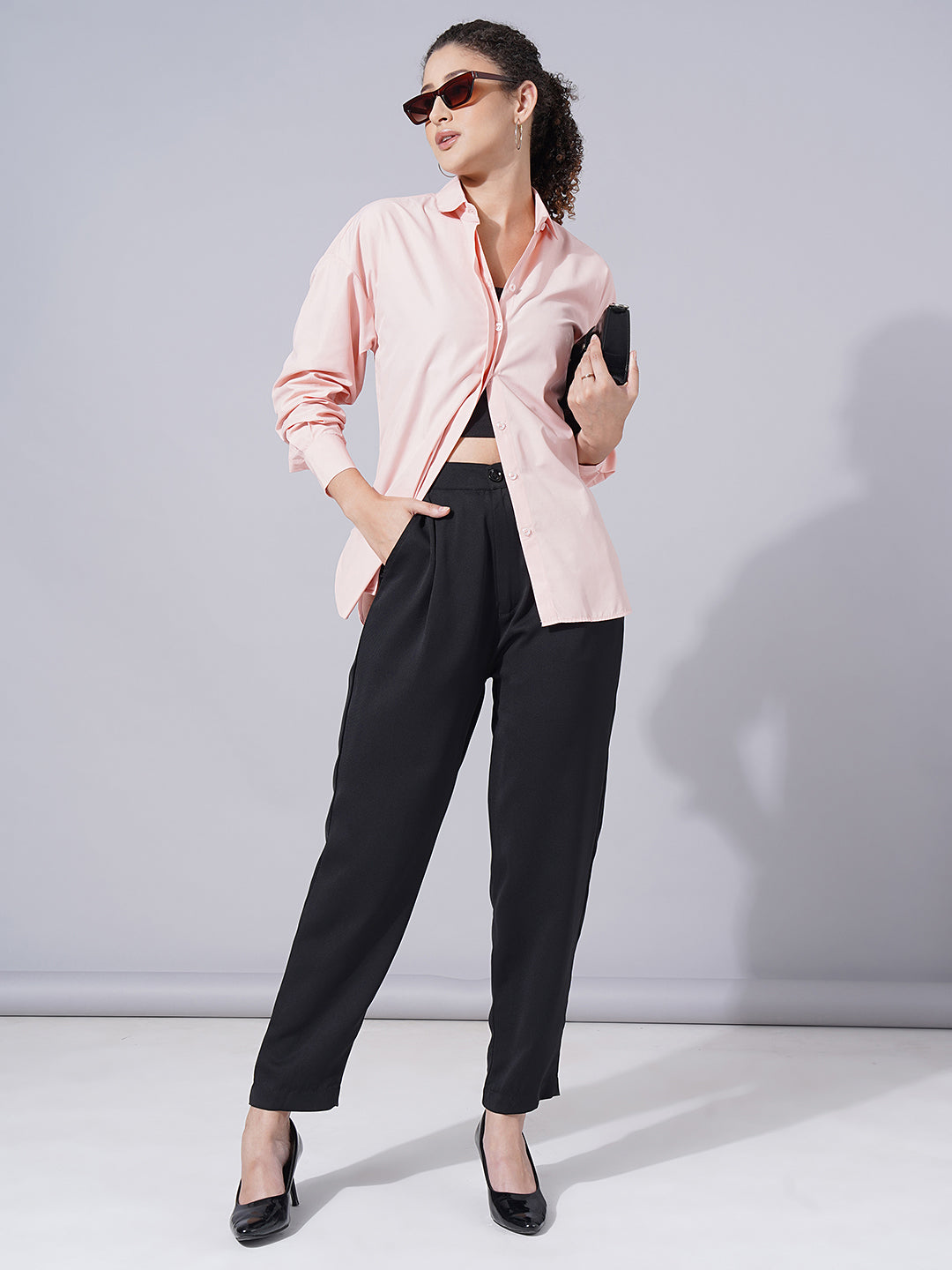 spread collar long sleeves shirt