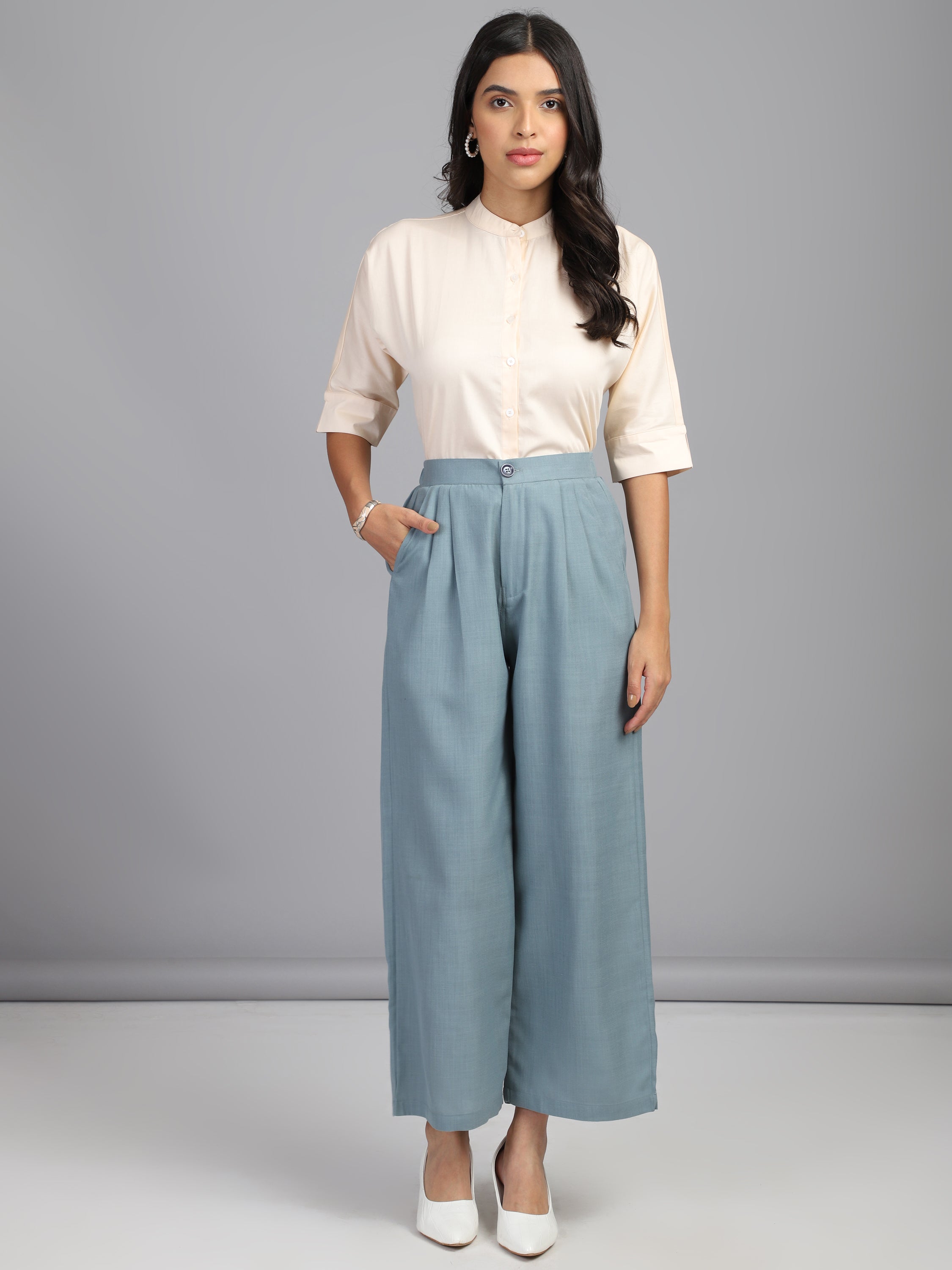 relaxed straight fit high rise pleated trousers