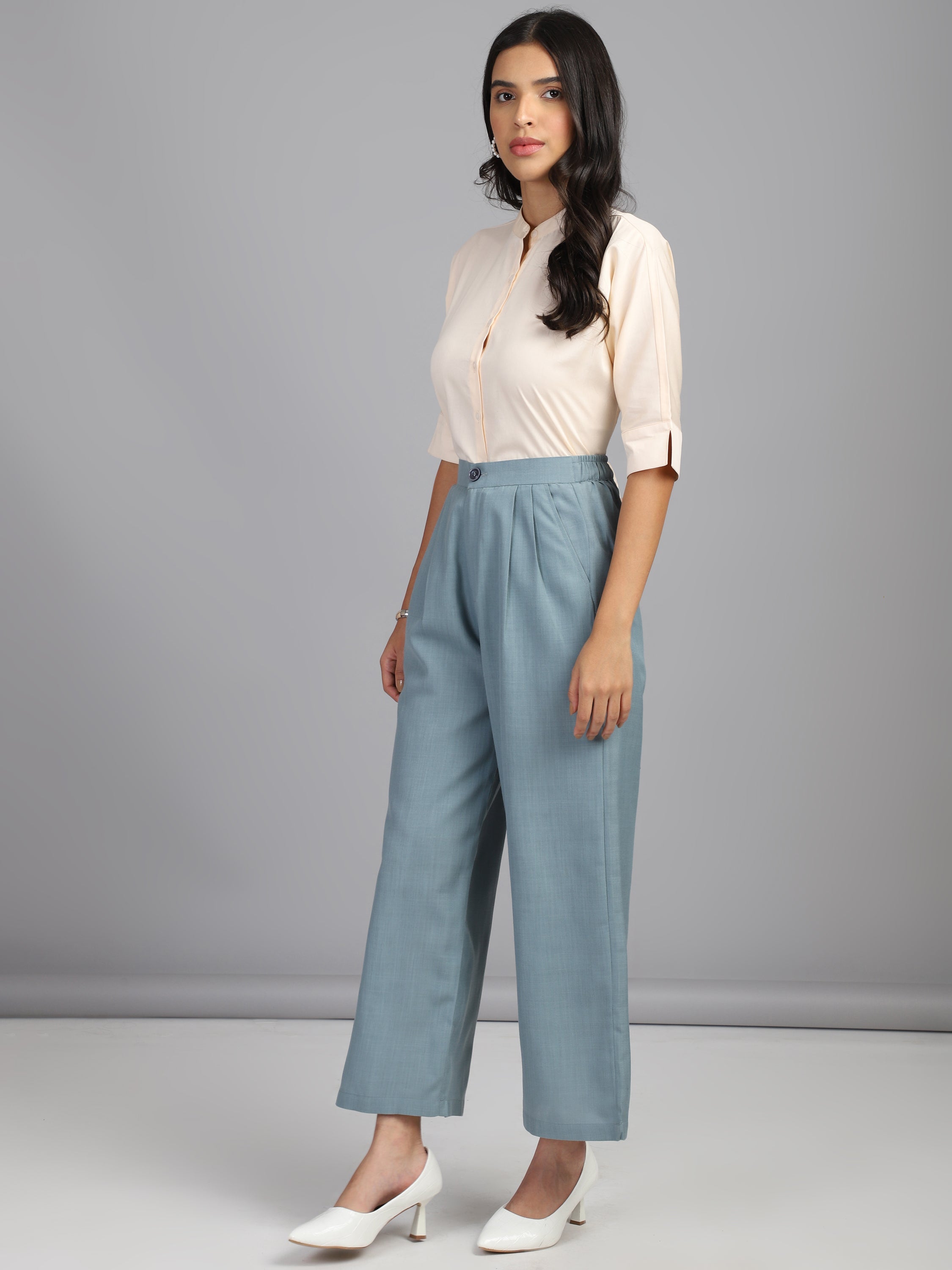 relaxed straight fit high rise pleated trousers