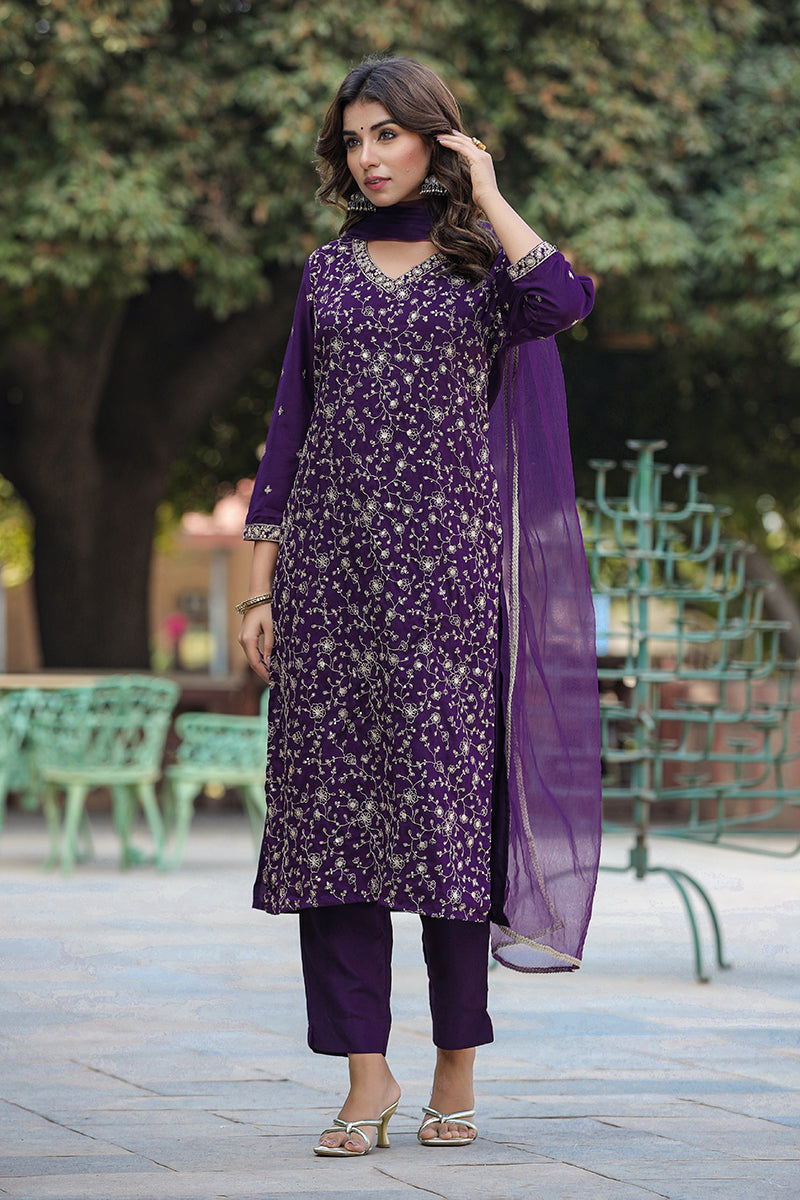 women silk blend embroidered kurta trousers with dupatta pkskd1848