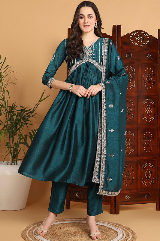 green silk blend solid embroidered flared suit set pkskd2169