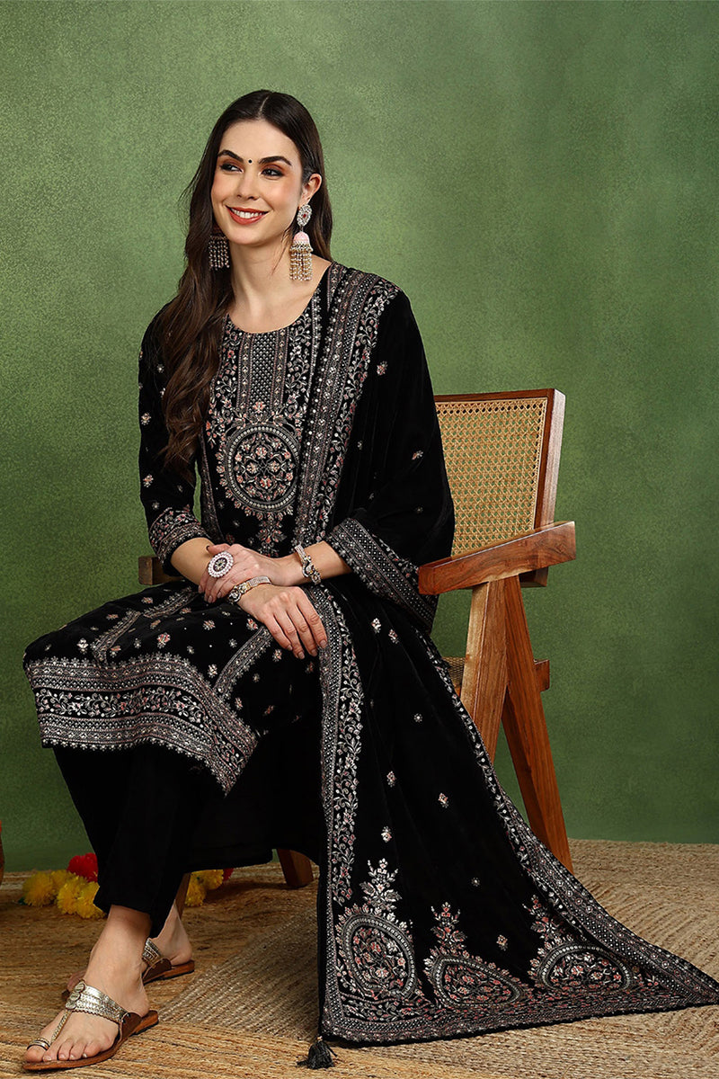 black-velvet-ethnic-motifs-printed-straight-suit-set-pkskd2768