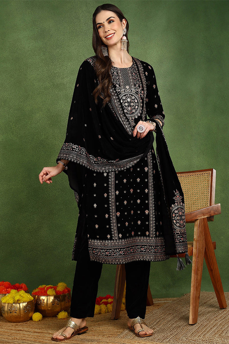 black-velvet-ethnic-motifs-printed-straight-suit-set-pkskd2768