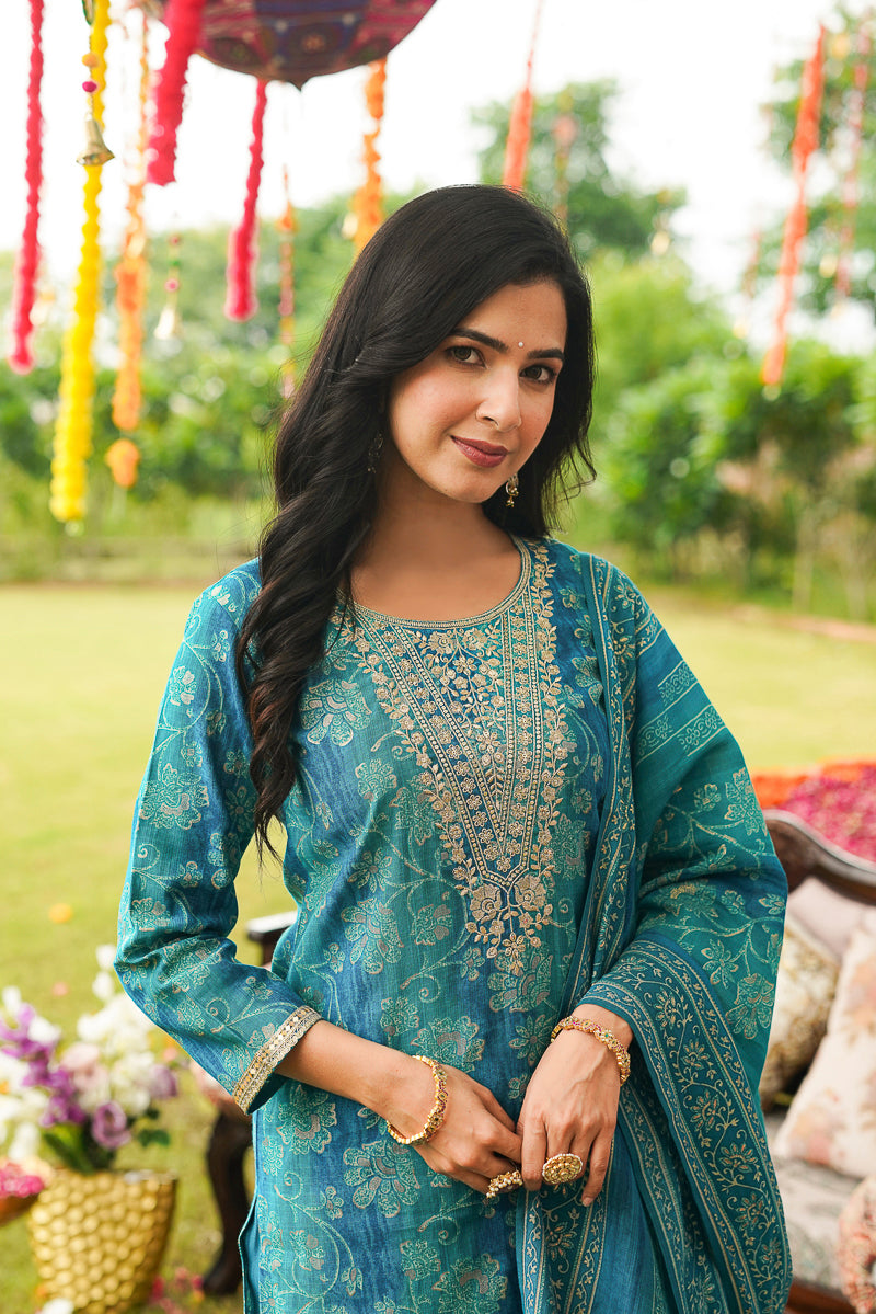 blue viscose rayon solid embroidered straight kurta trousers with dupatta pkskd3057