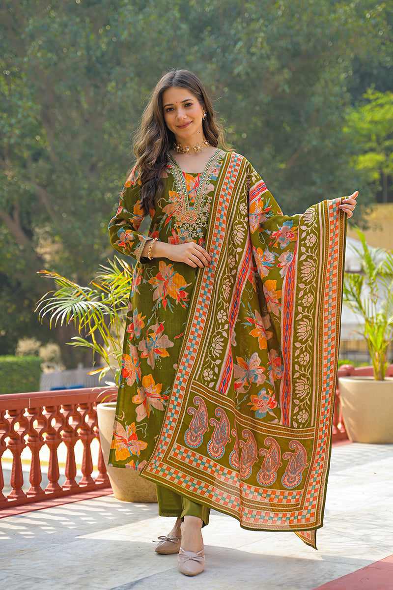 green-viscose-floral-printed-straight-kurta-trousers-with-dupatta-pkskd3154