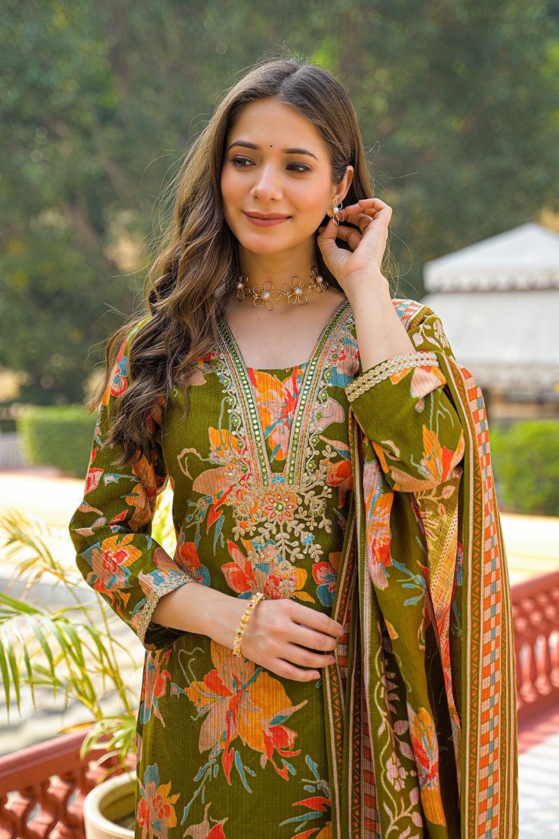 green-viscose-floral-printed-straight-kurta-trousers-with-dupatta-pkskd3154