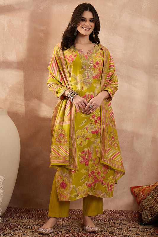 yellow polyester floral printed straight kurta trousers with dupatta pkskd3204