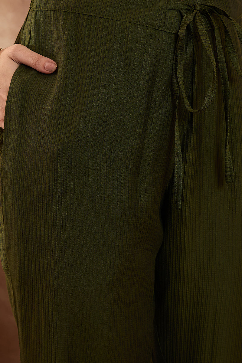 green polyester floral printed straight kurta trousers with dupatta 