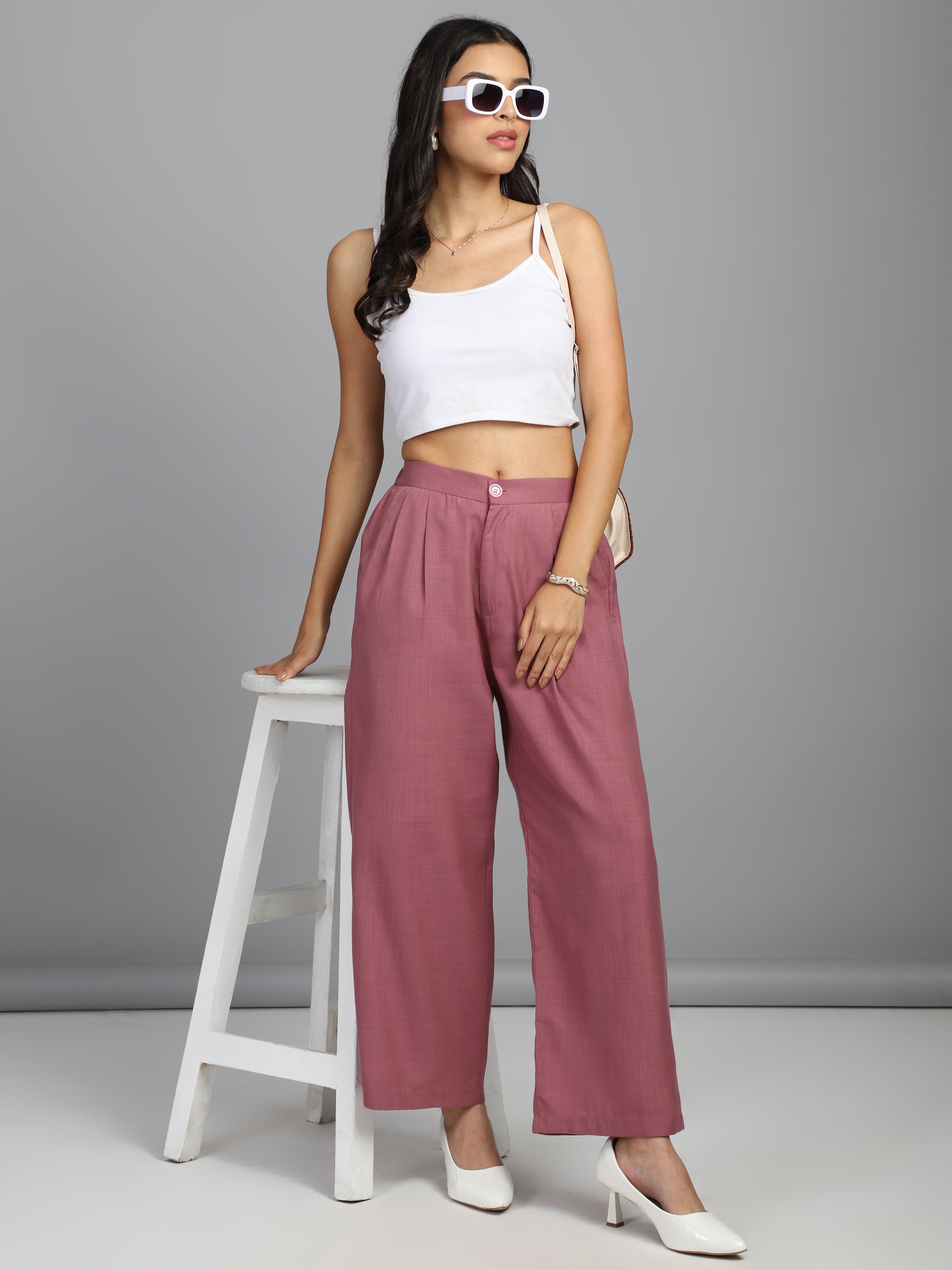 relaxed straight fit high rise pleated trousers