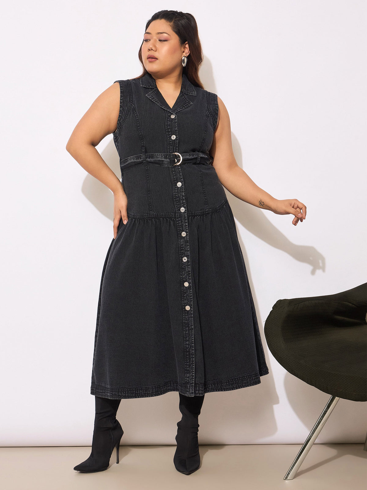 Women Black Tencel Front Open Sleeveless Flared Dress