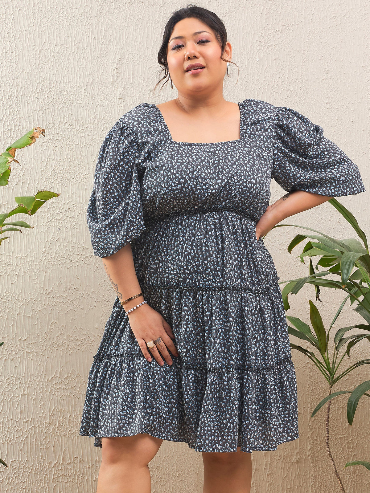Women Grey Animal Print Short Tired Dress