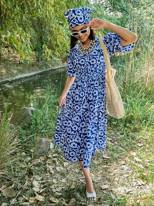 Women Blue & White V-Neck Puff Sleeves Midi Dress