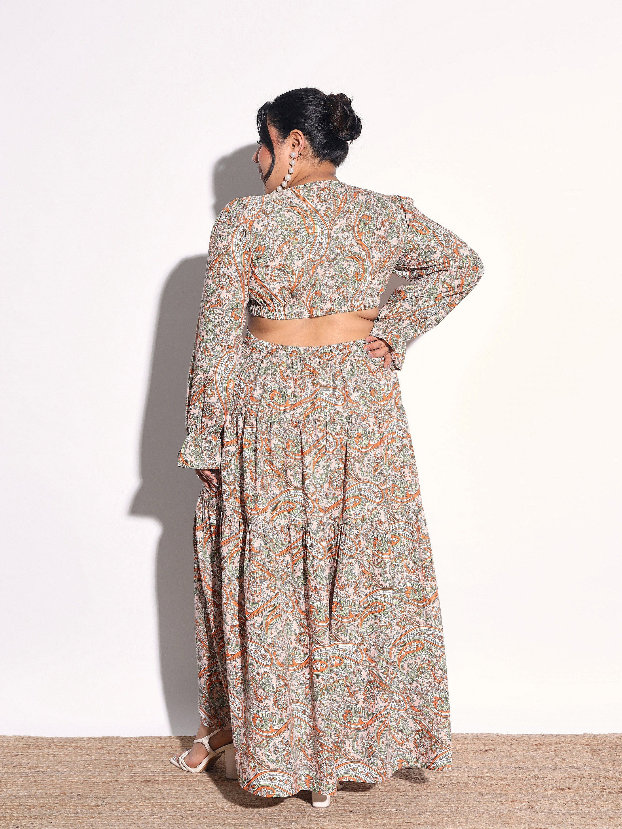 Pink Paisley Waist Cut Out Maxi Dress SASSAFRAS Curve