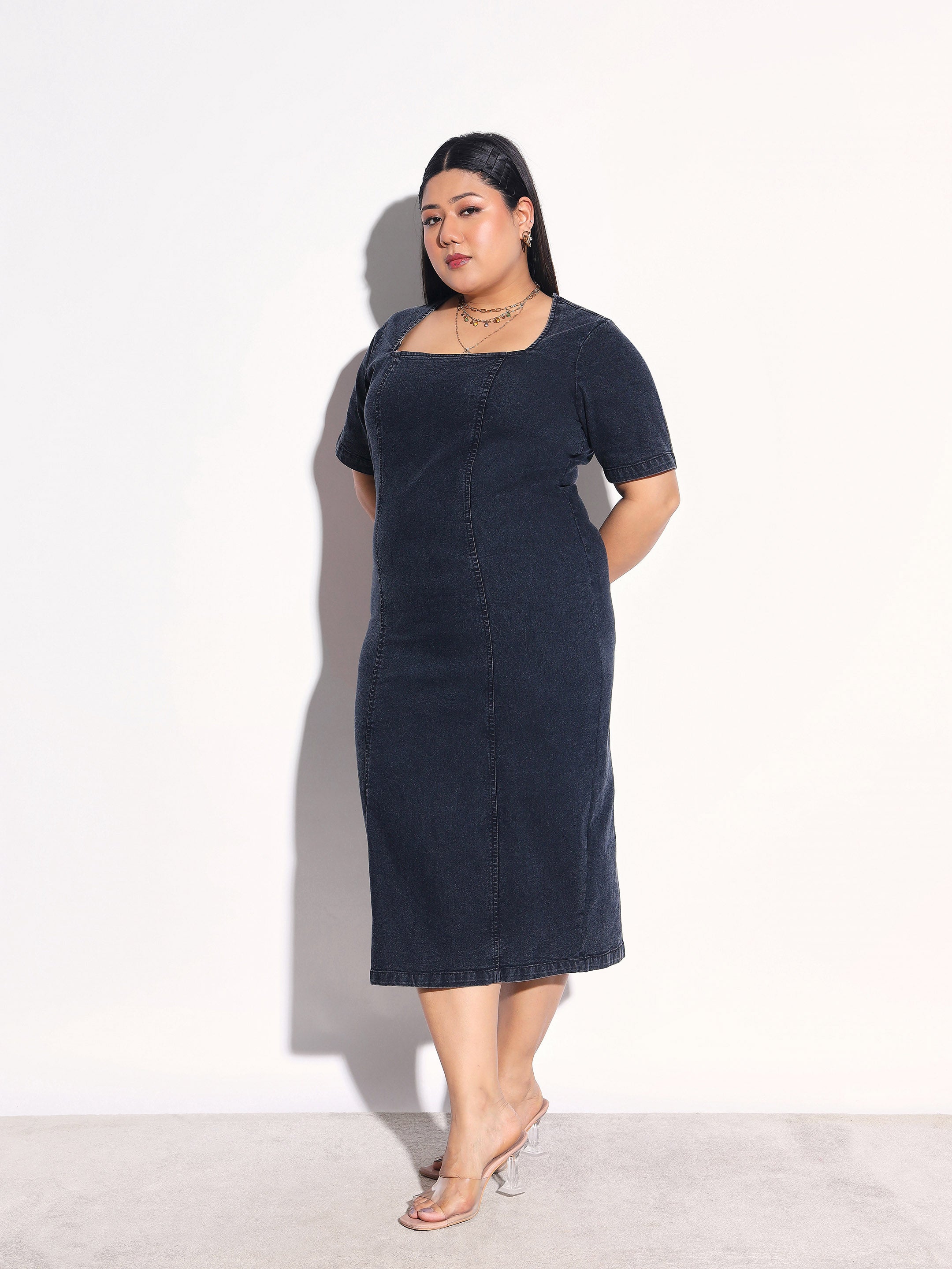 Black Denim Wash Short Sleeves Bodycon Dress SASSAFRAS Curve