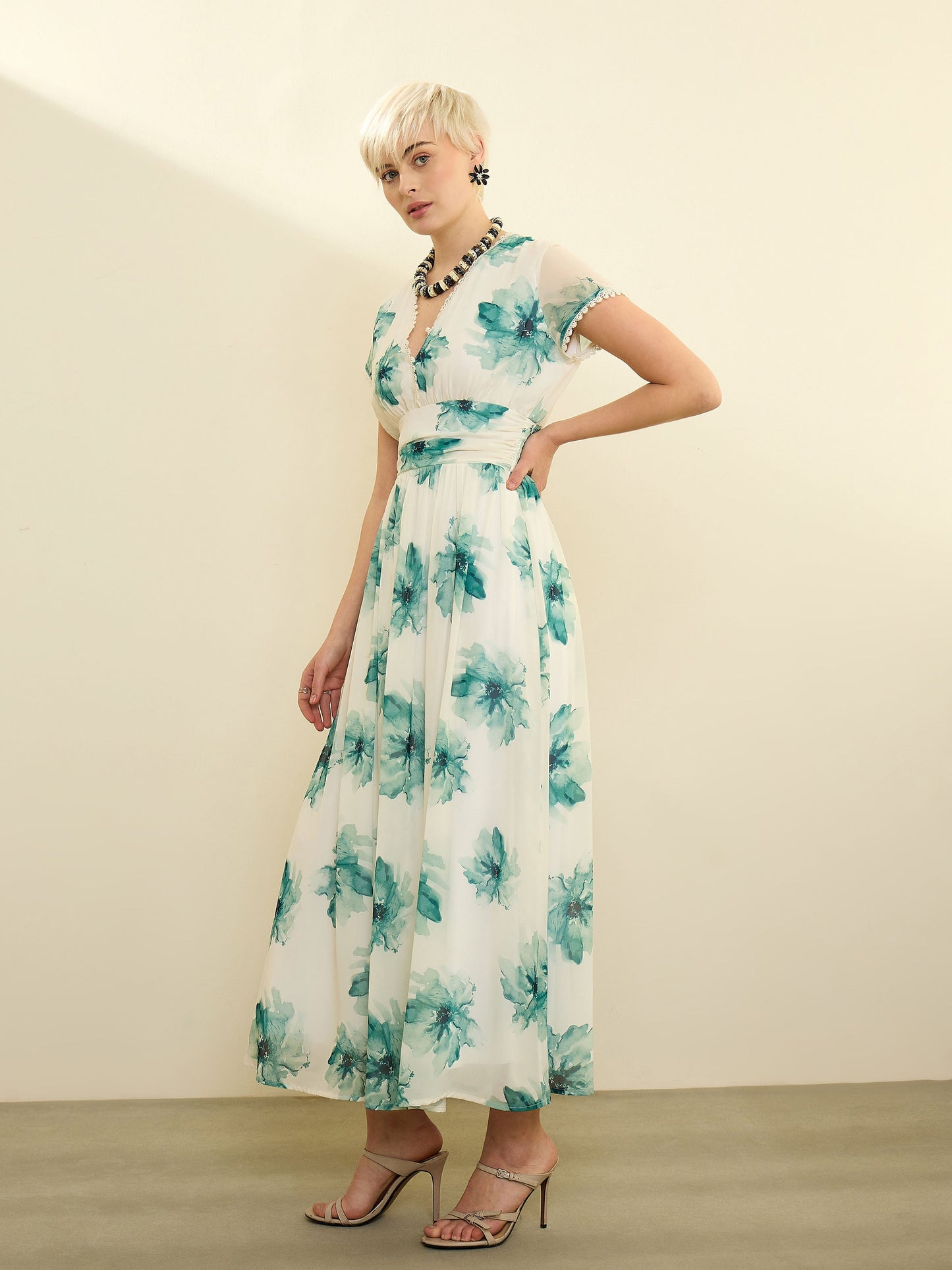 Off White Floral Cap Sleeves Maxi Dress SASSAFRAS