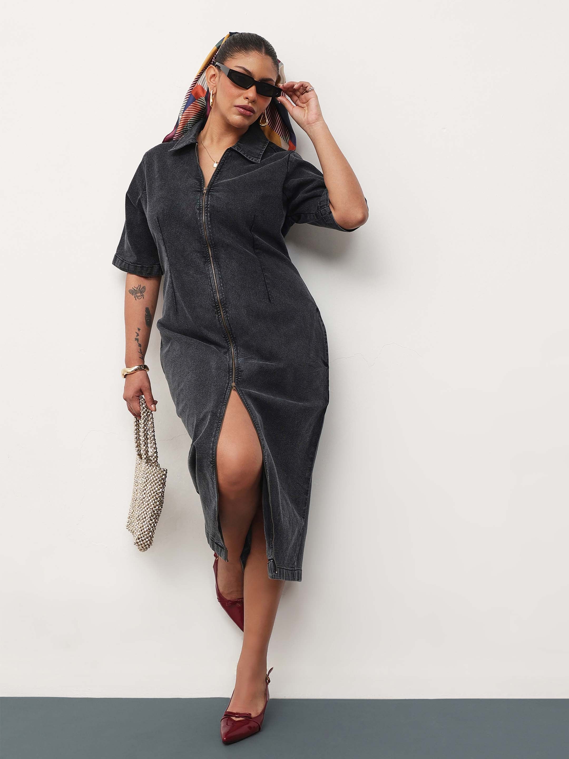 Women Black Wash Denim Front Zipper Bodycon Midi Dress