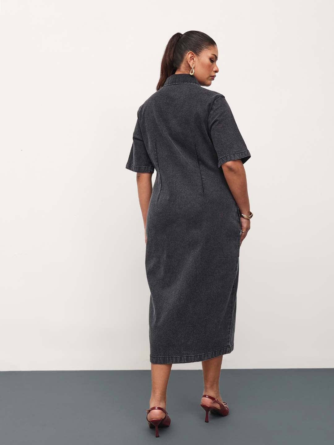 Women Black Wash Denim Front Zipper Bodycon Midi Dress