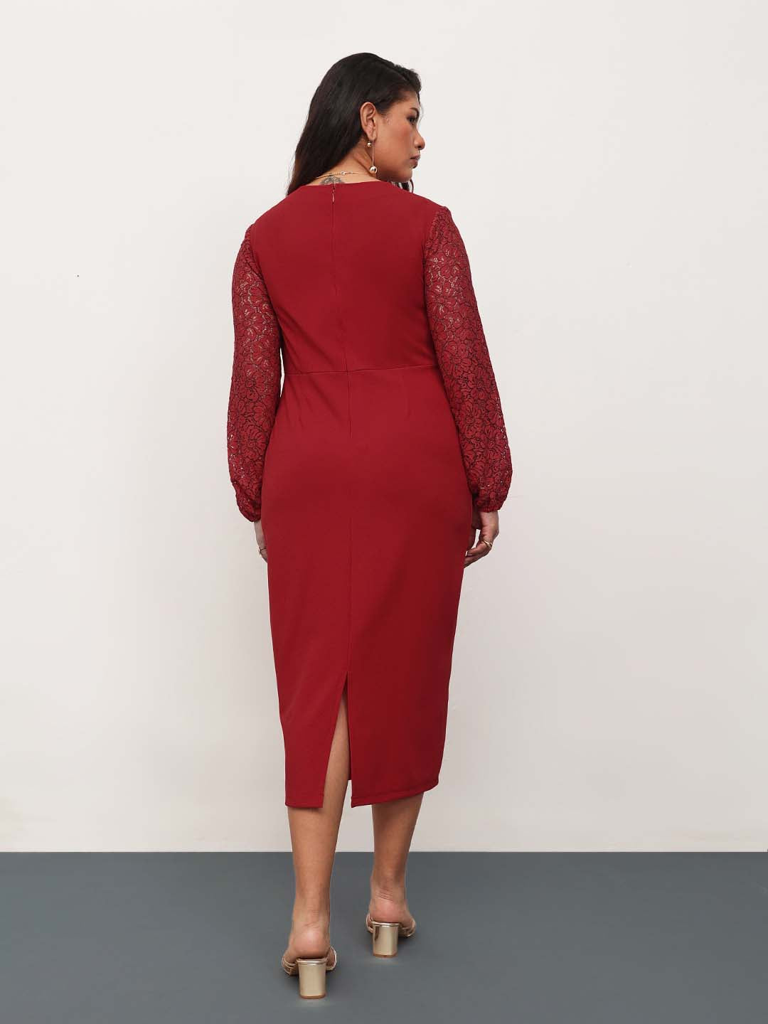 Women Red Square Neck Lace Sleeves Bodycon Midi Dress