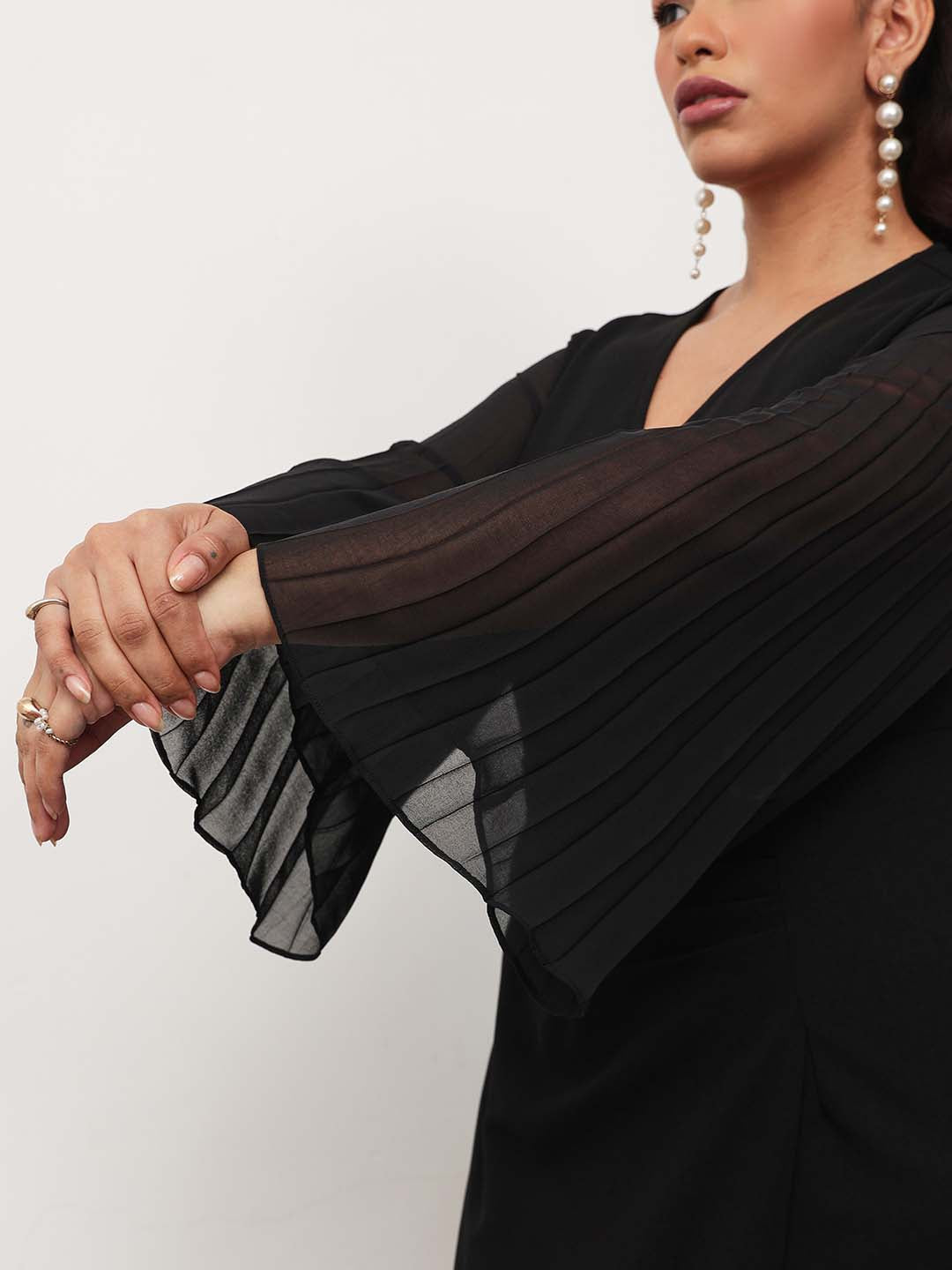 Women Black Pleated Sleeves Side Ruched Midi Dress