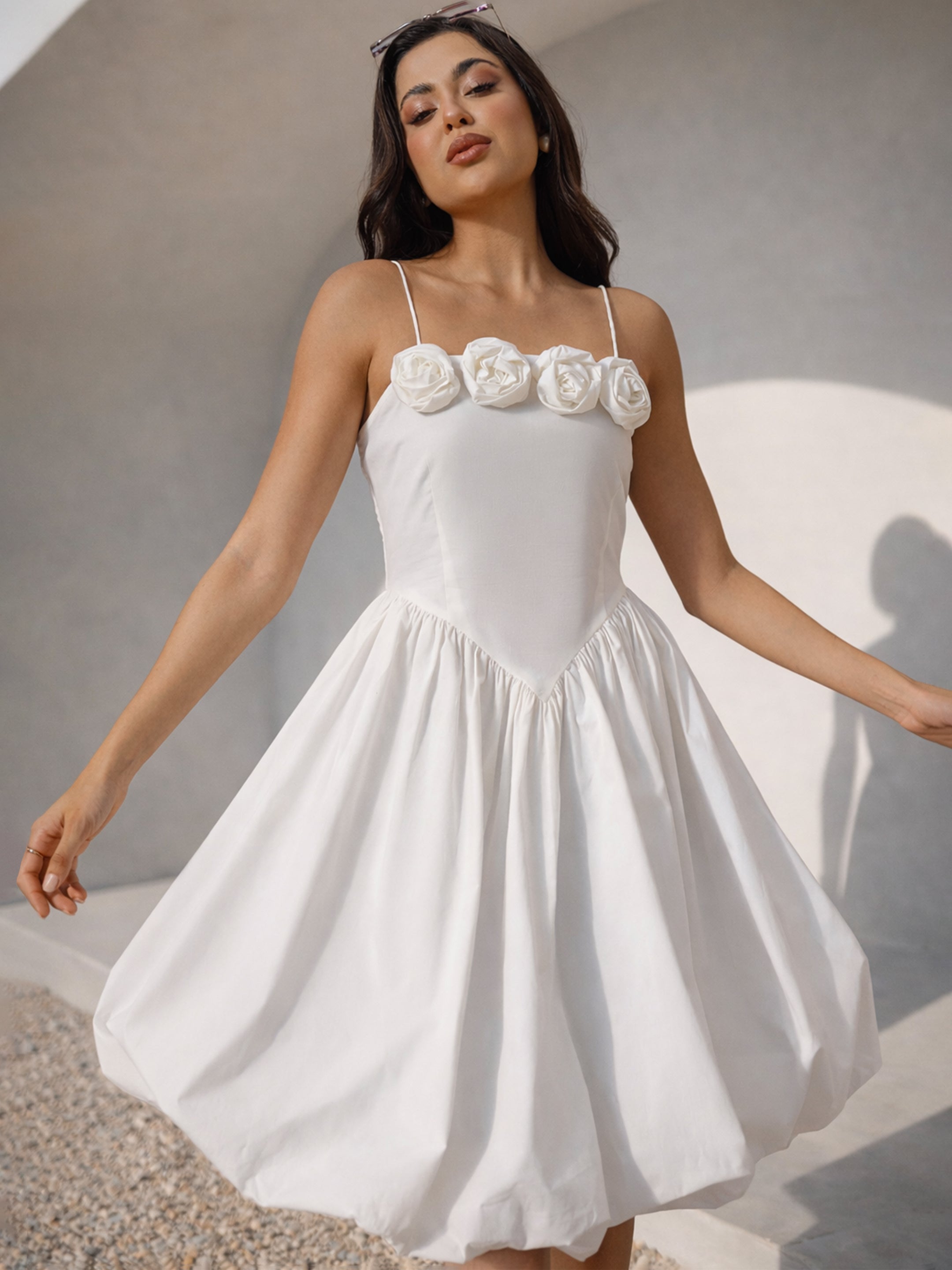Women White Front Corsage Low Waist Balloon Short Dress
