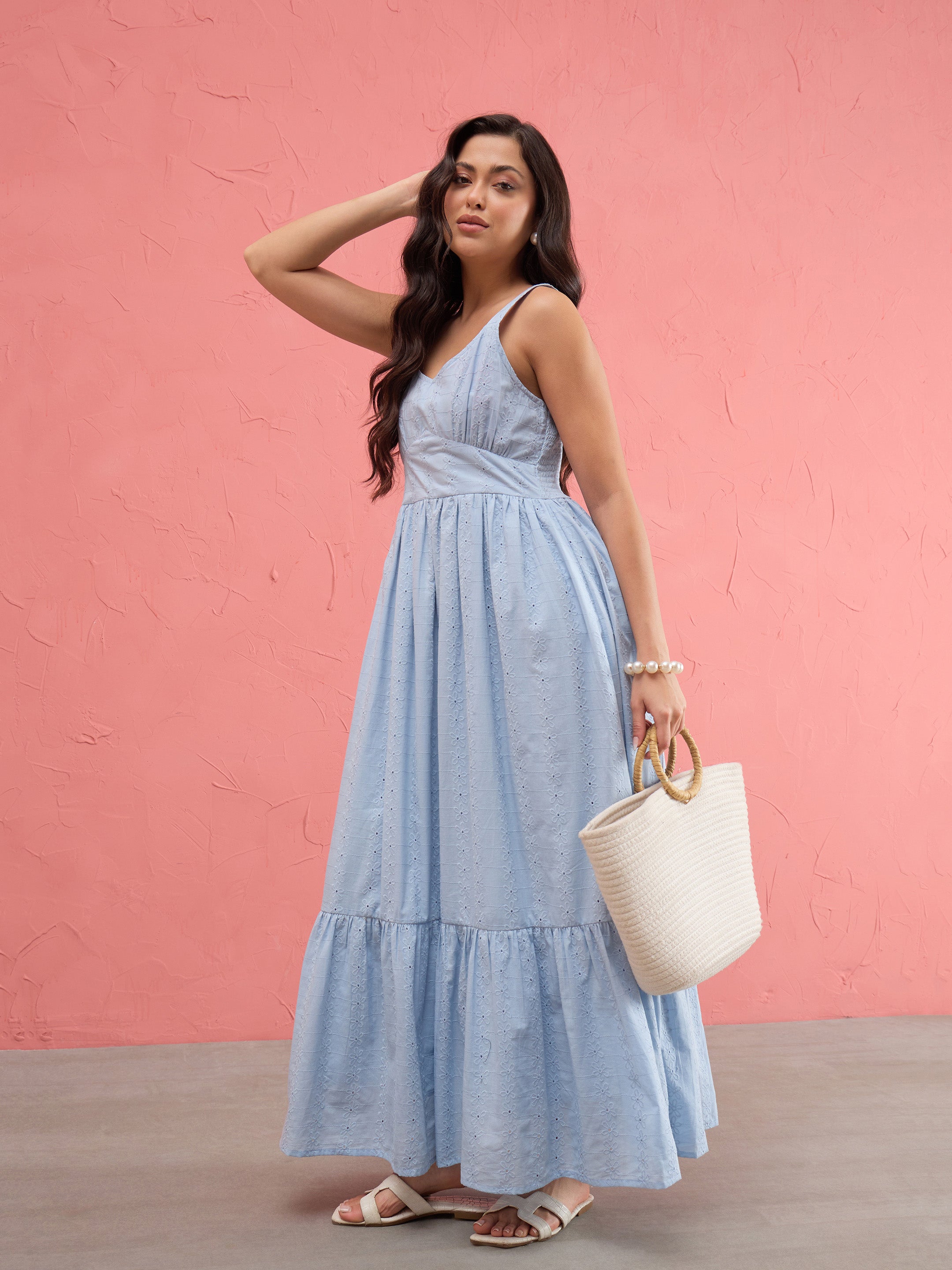 Women Blue Sweetheart Neck Strappy Maxi Dress