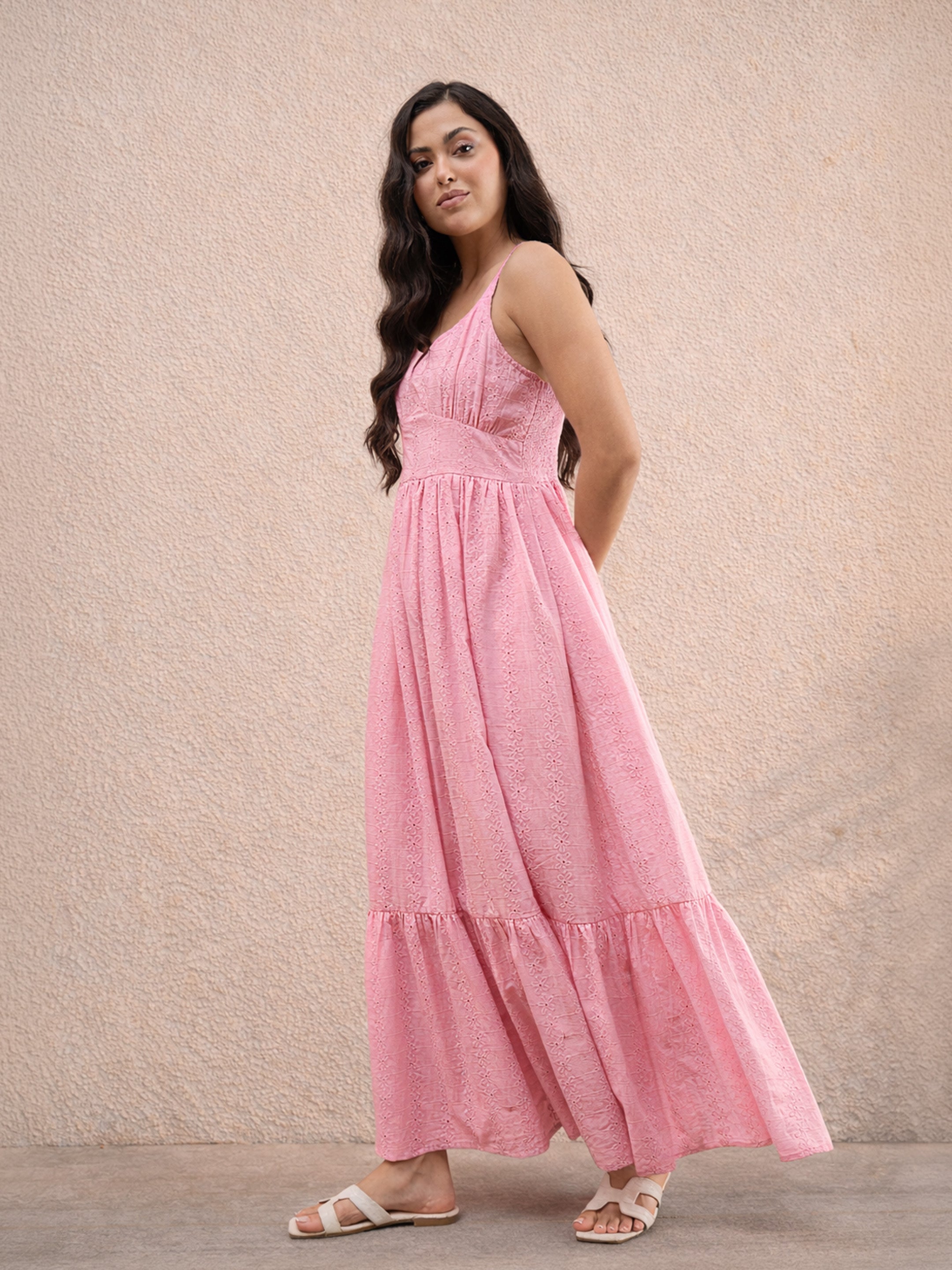 Women Pink Sweetheart Neck Strappy Maxi Dress