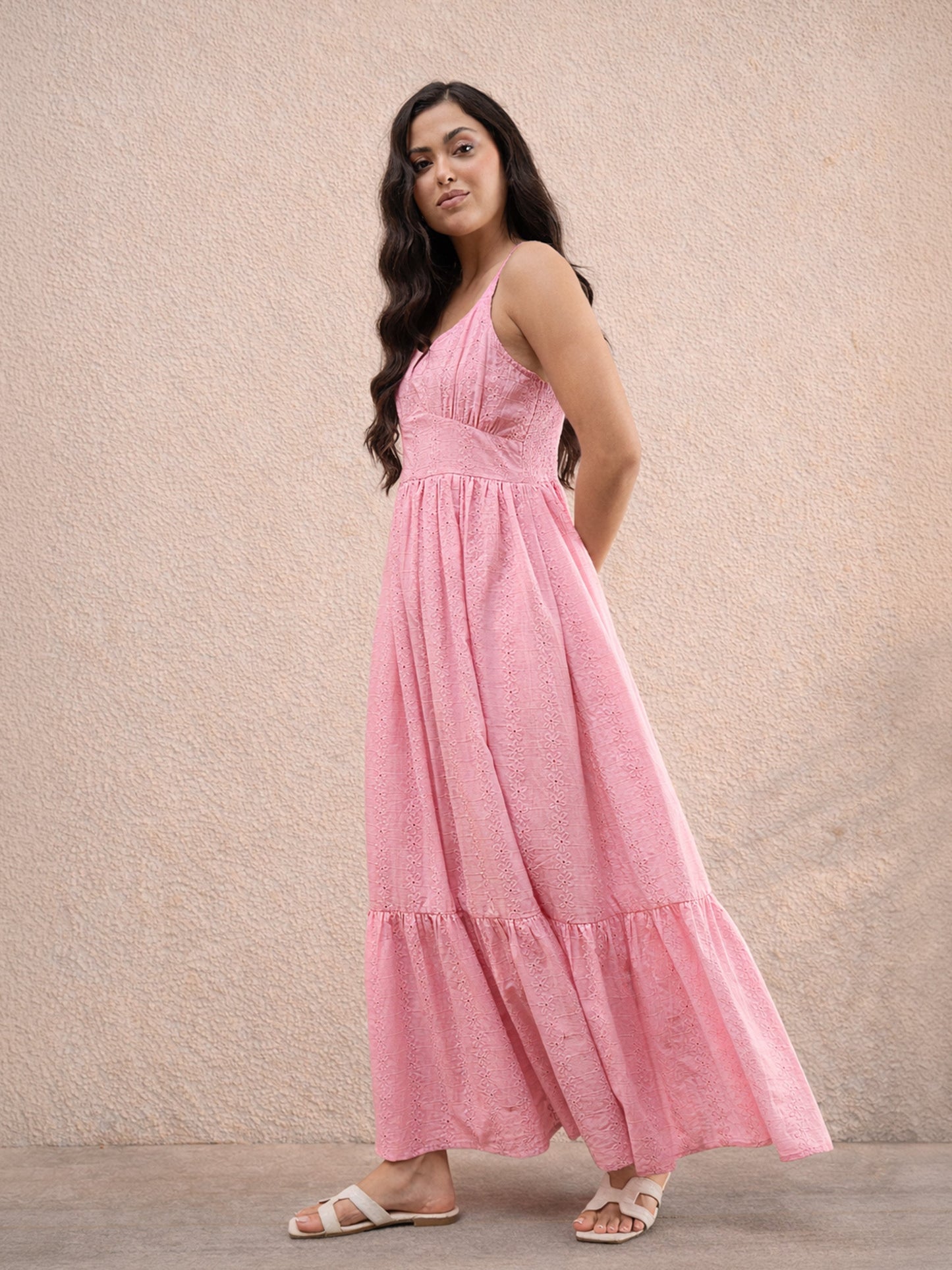 Women Pink Sweetheart Neck Strappy Maxi Dress