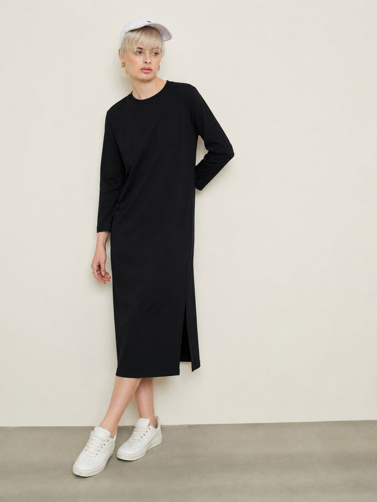 Black Long Sleeves T-Shirt Maxi Dress-SASSAFRAS BASICS