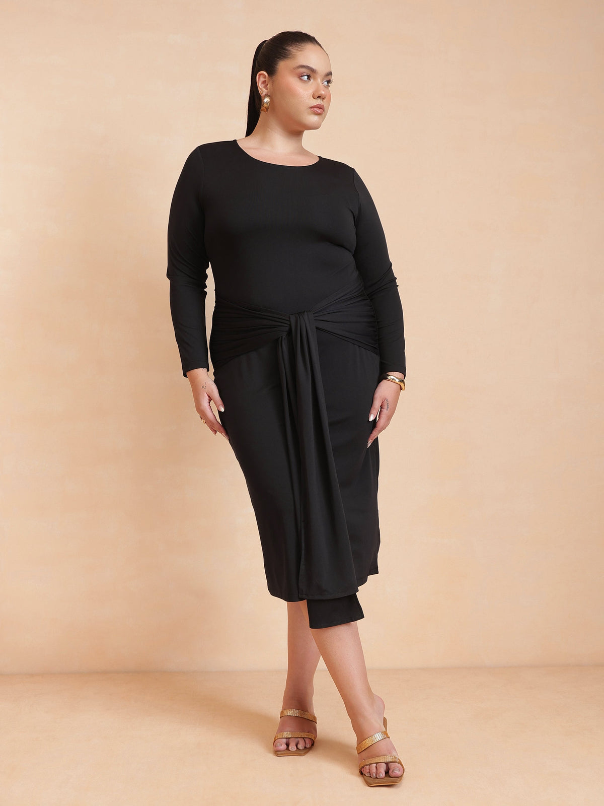 Black Front Tie-Knot Bodycon Midi Dress -SASSAFRAS Curve