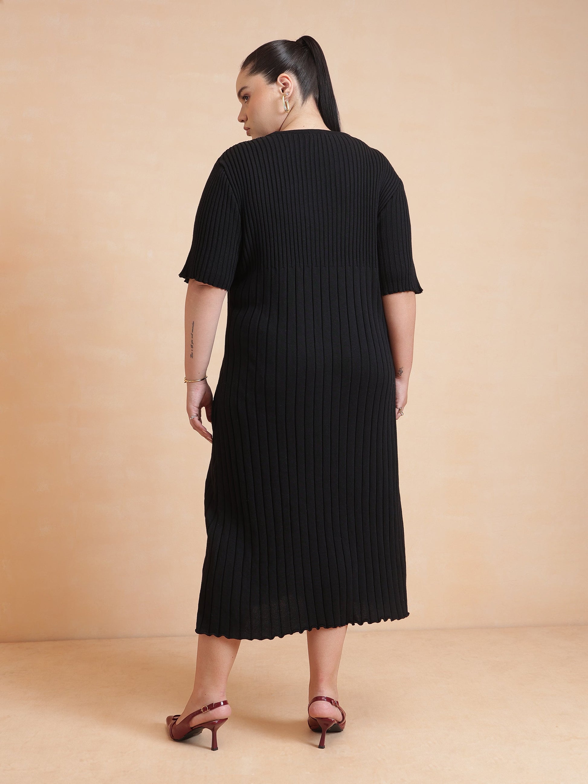 Black Knit A-Line Midi Dress-SASSAFRAS Curve