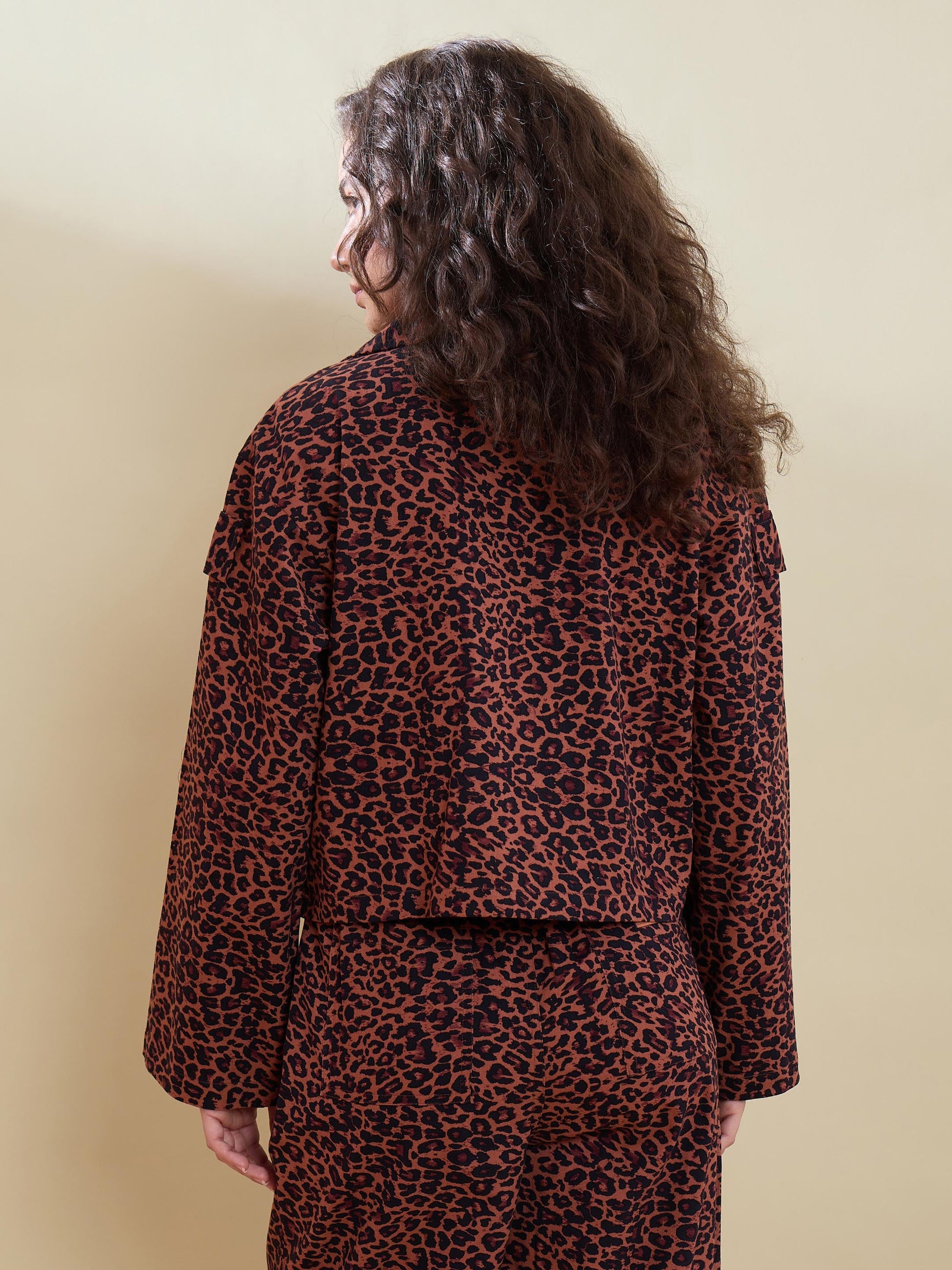 Black Animal Print Notch Collar Crop Blazer -SASSAFRAS