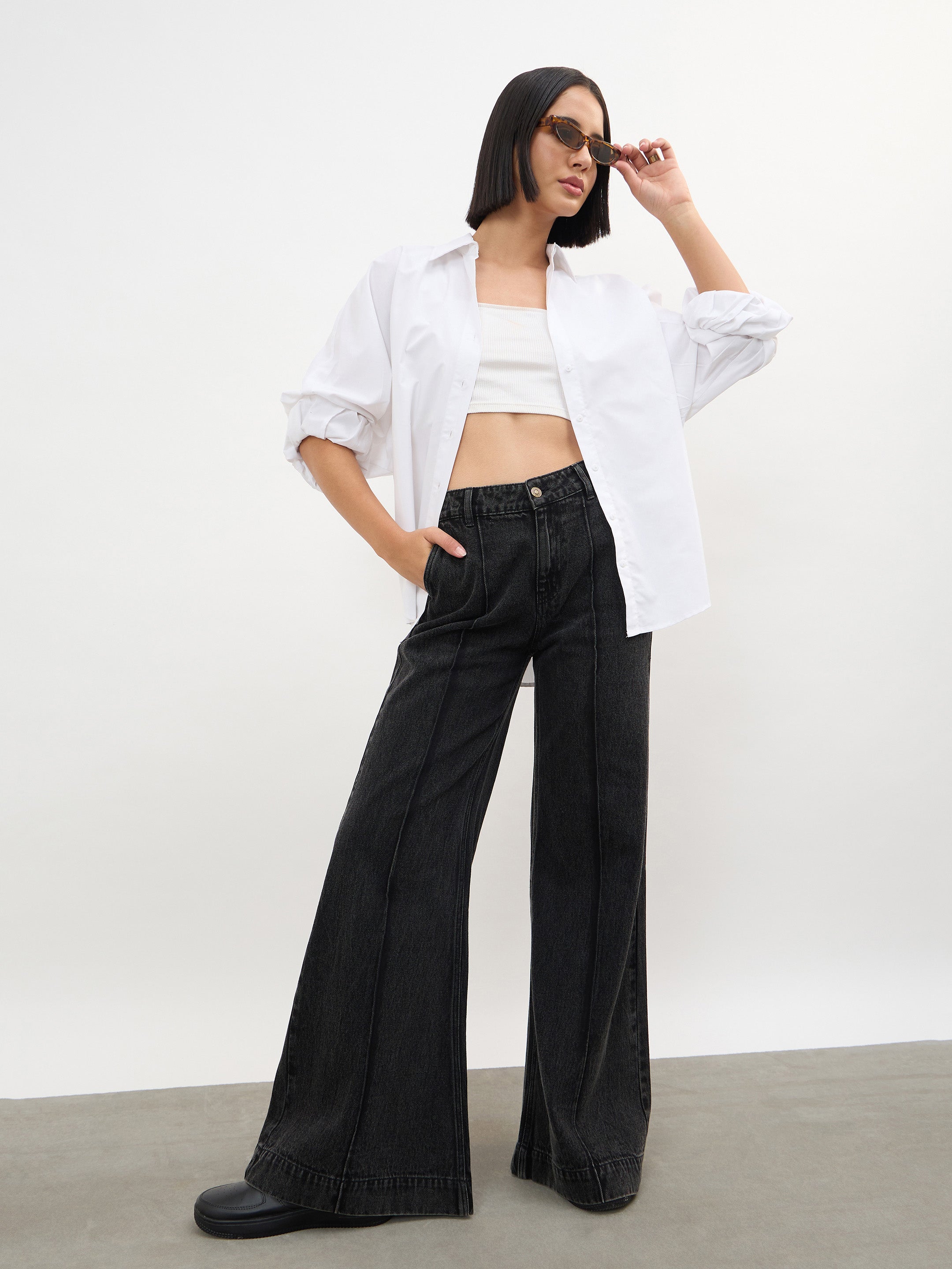 Women Black Wash Front Seam Bell Bottom Jeans