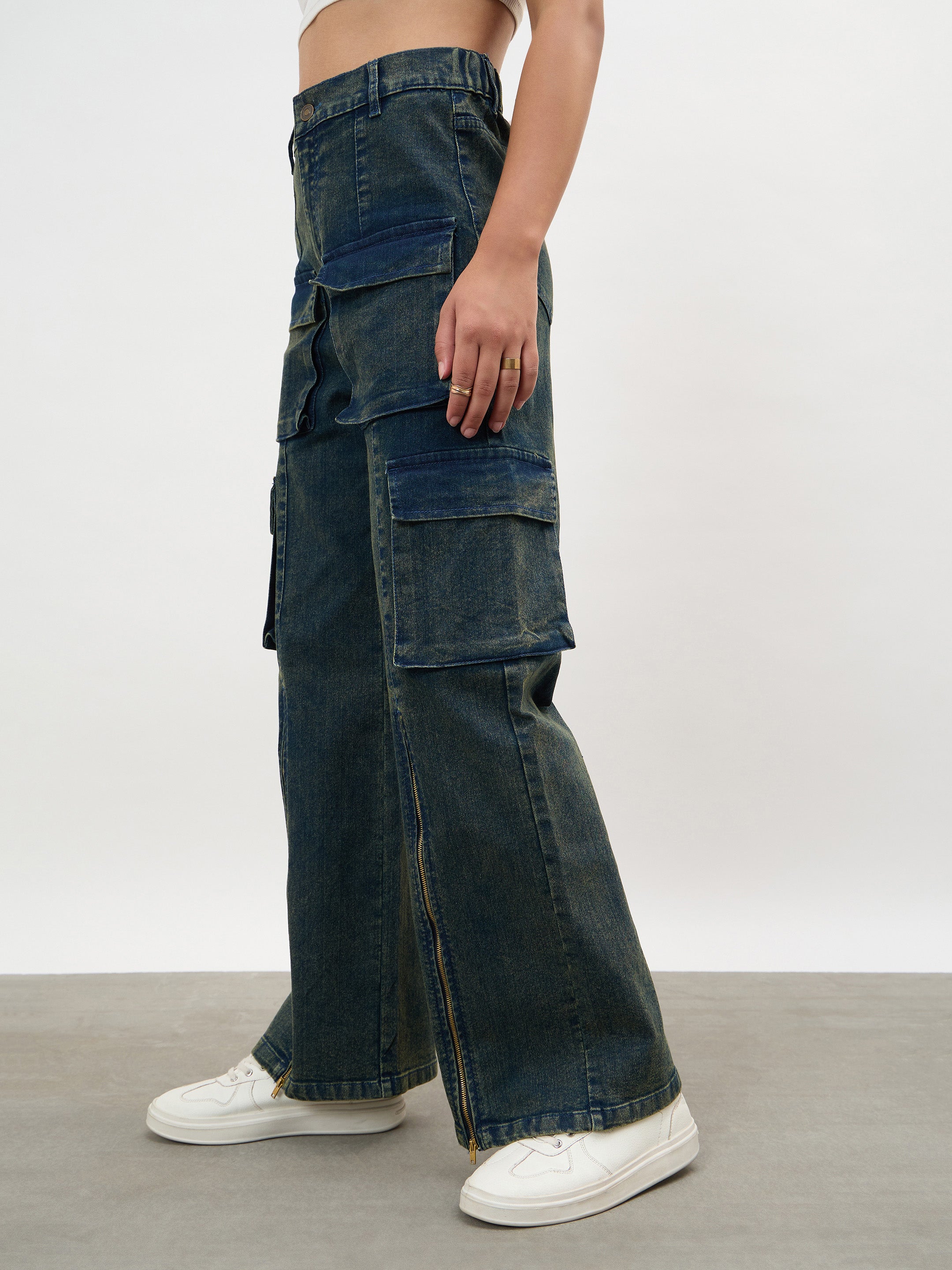 Women Navy Acid Wash Hem Zipper Cargo Straight Jeans