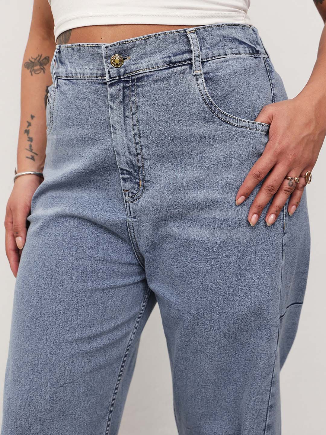 Women Blue Whisker Denim Side Seam Tapered Fit Jeans