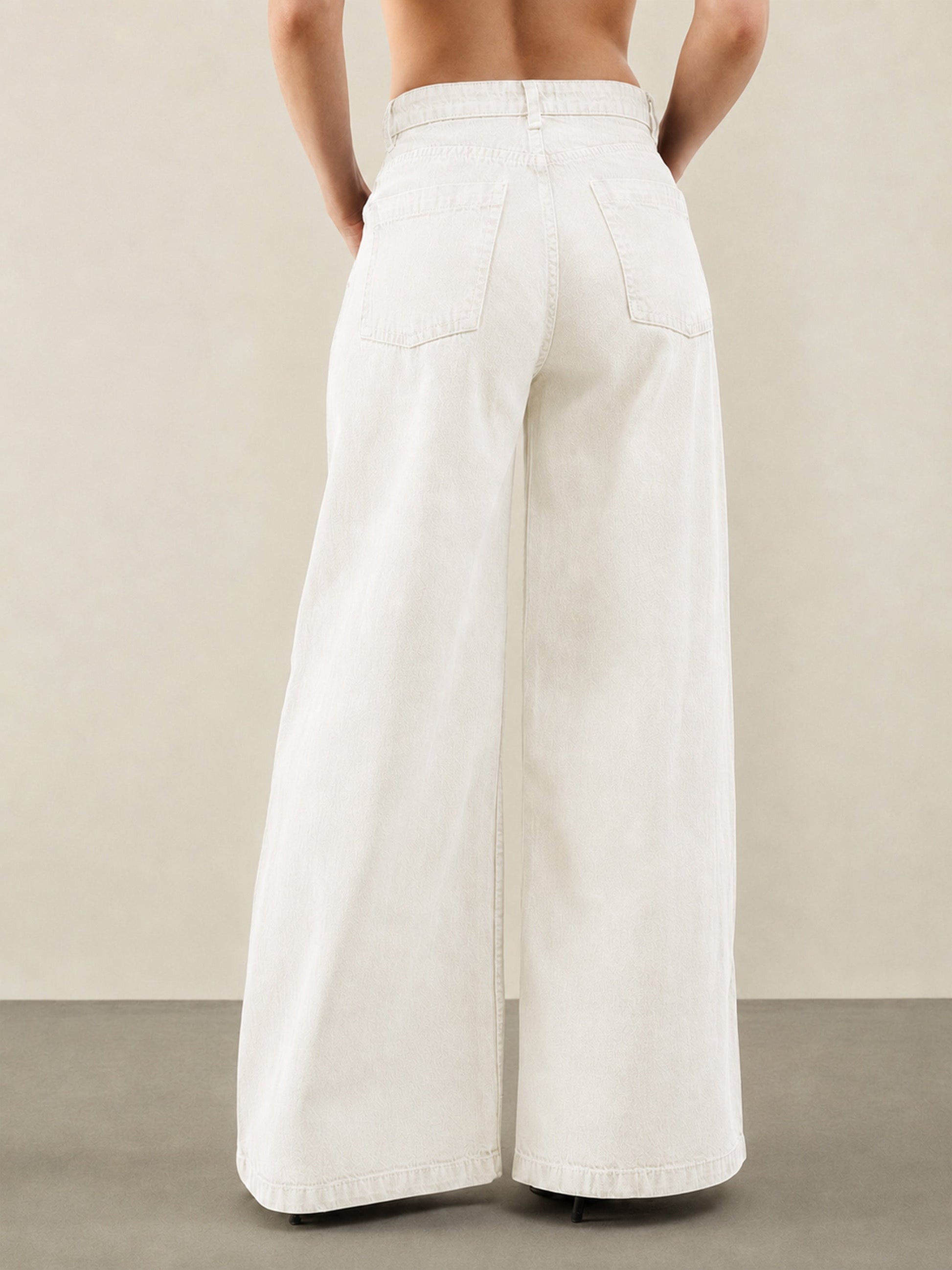 White Low Waist Wide Leg Jeans -SASSAFRAS BASICS