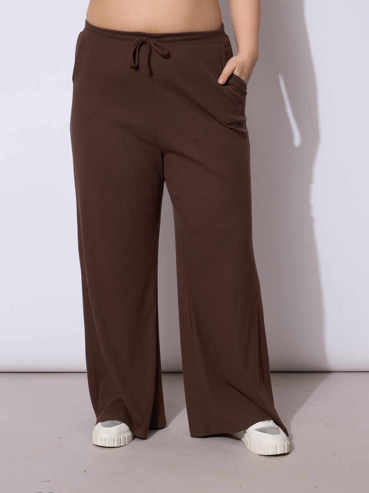 Women Dark Brown Rib Drawstring Straight Pants
