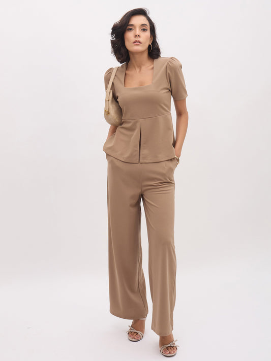 Women Beige Cross Pocket Front Dart Straight Pants