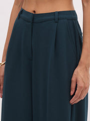 Women Emerald Cross Pocket Pants