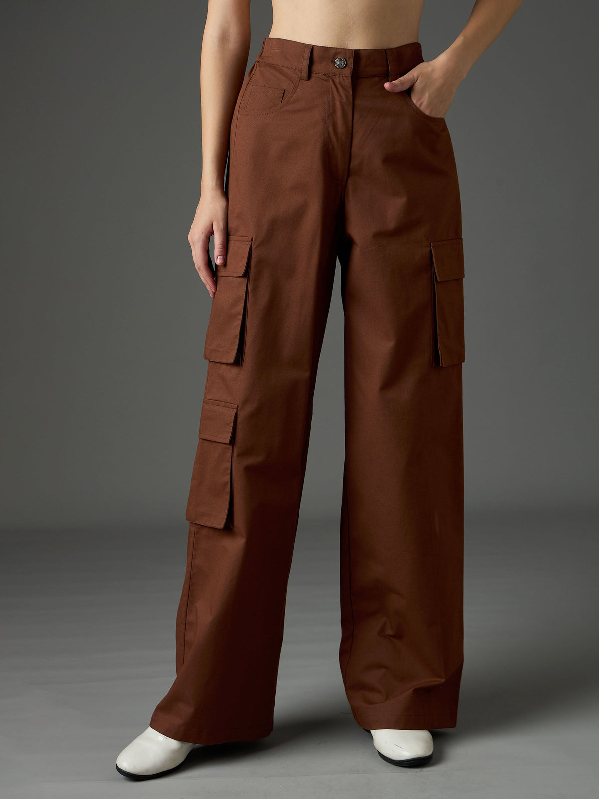 Brown Twill Box Pocket Straight Cargo Pants SASSAFRAS