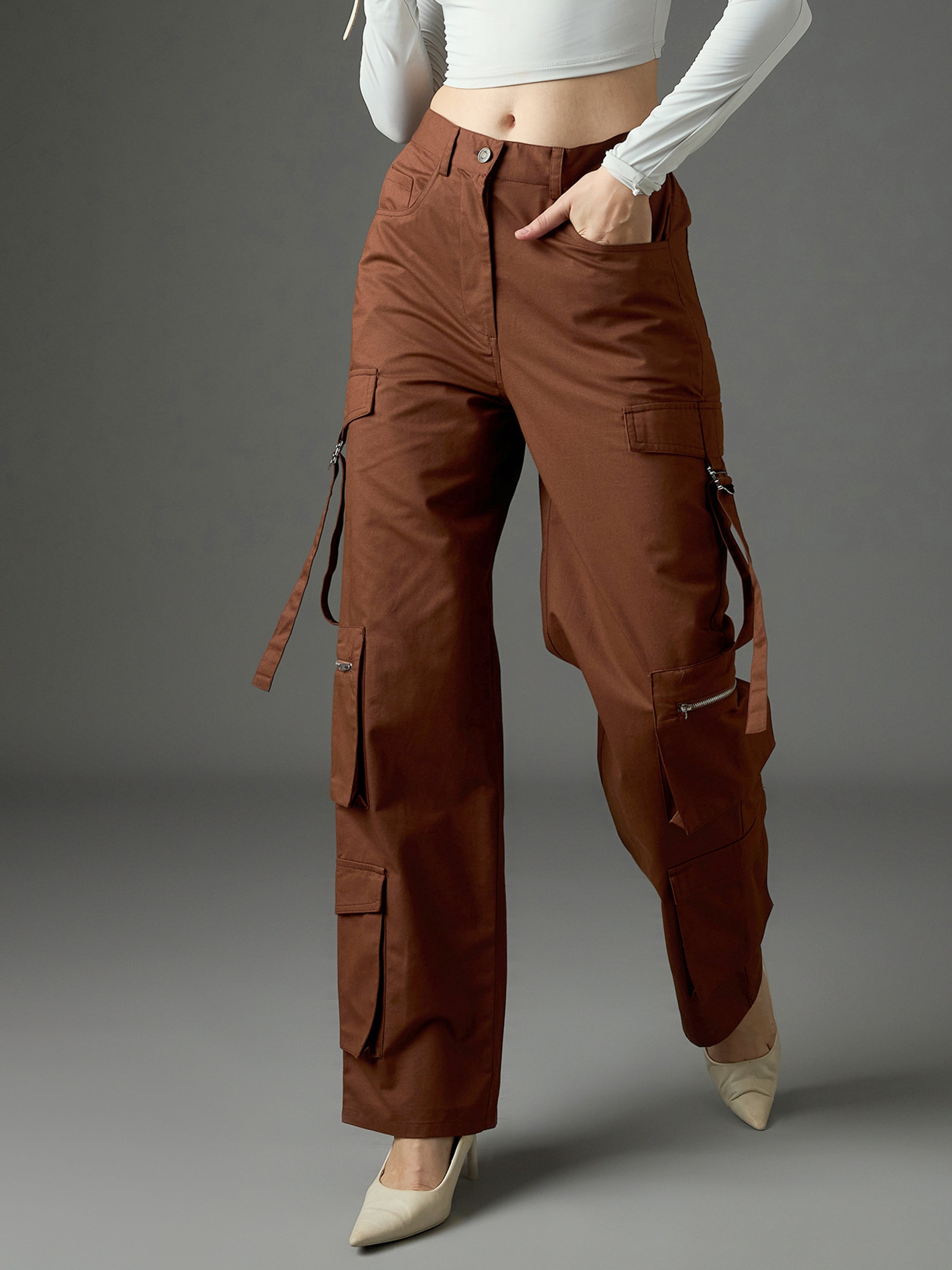 Brown Twill Zipper Pocket Cargo Straight Pants SASSAFRAS