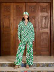 Women Green & White Floral Shirt With Pants