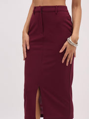 Women Burgundy Sleeveless Notched Button Top With Skirt