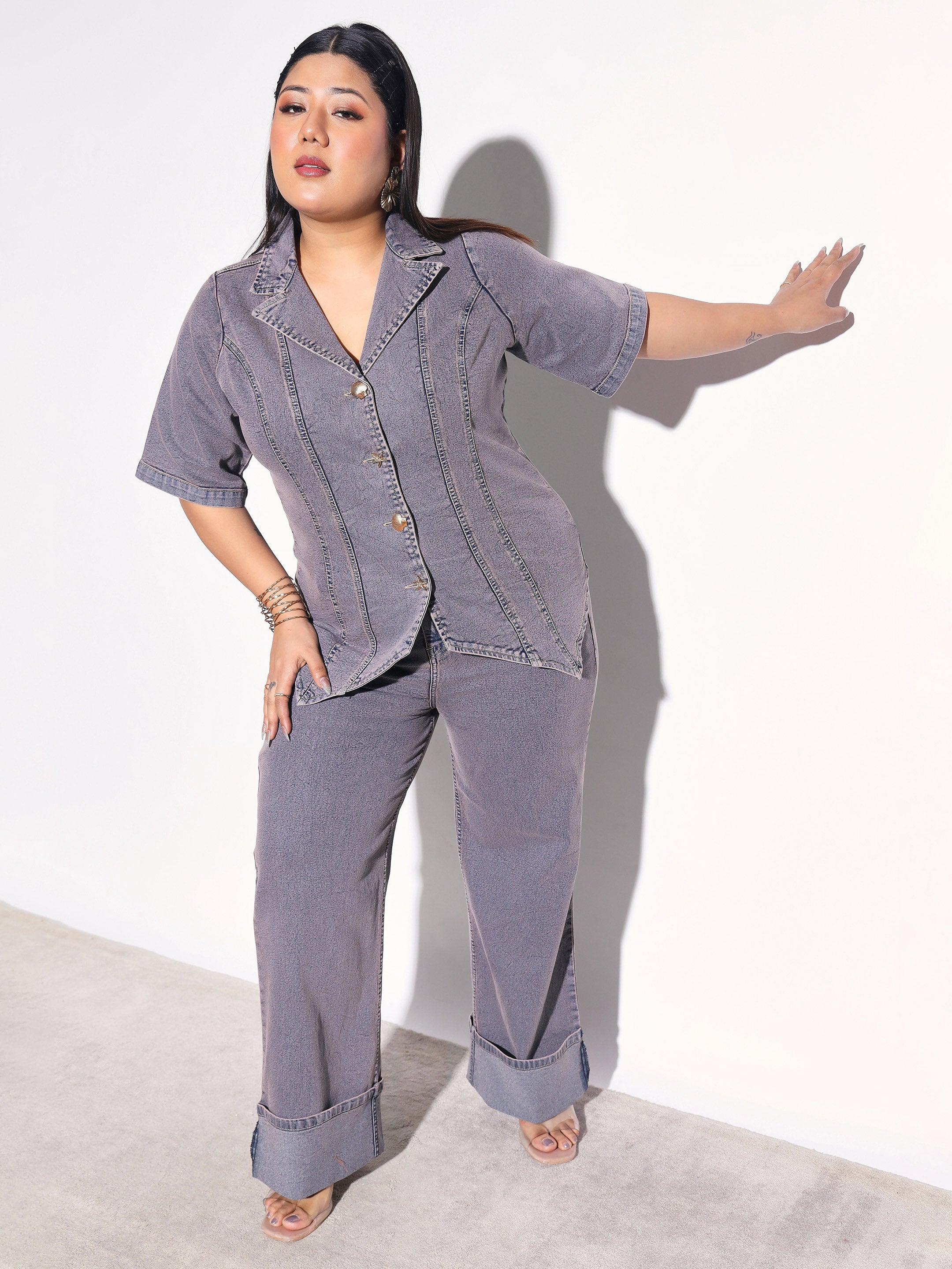 Grey Wash Denim Collar Top With Bottom Fold Jeans SASSAFRAS Curve
