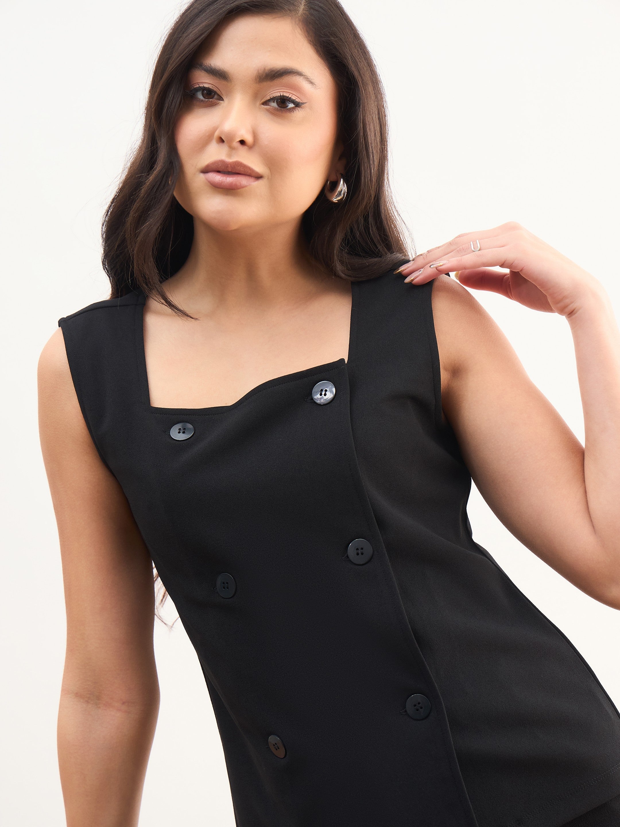 Women Black Sleeveless Button Top With Straight Pants
