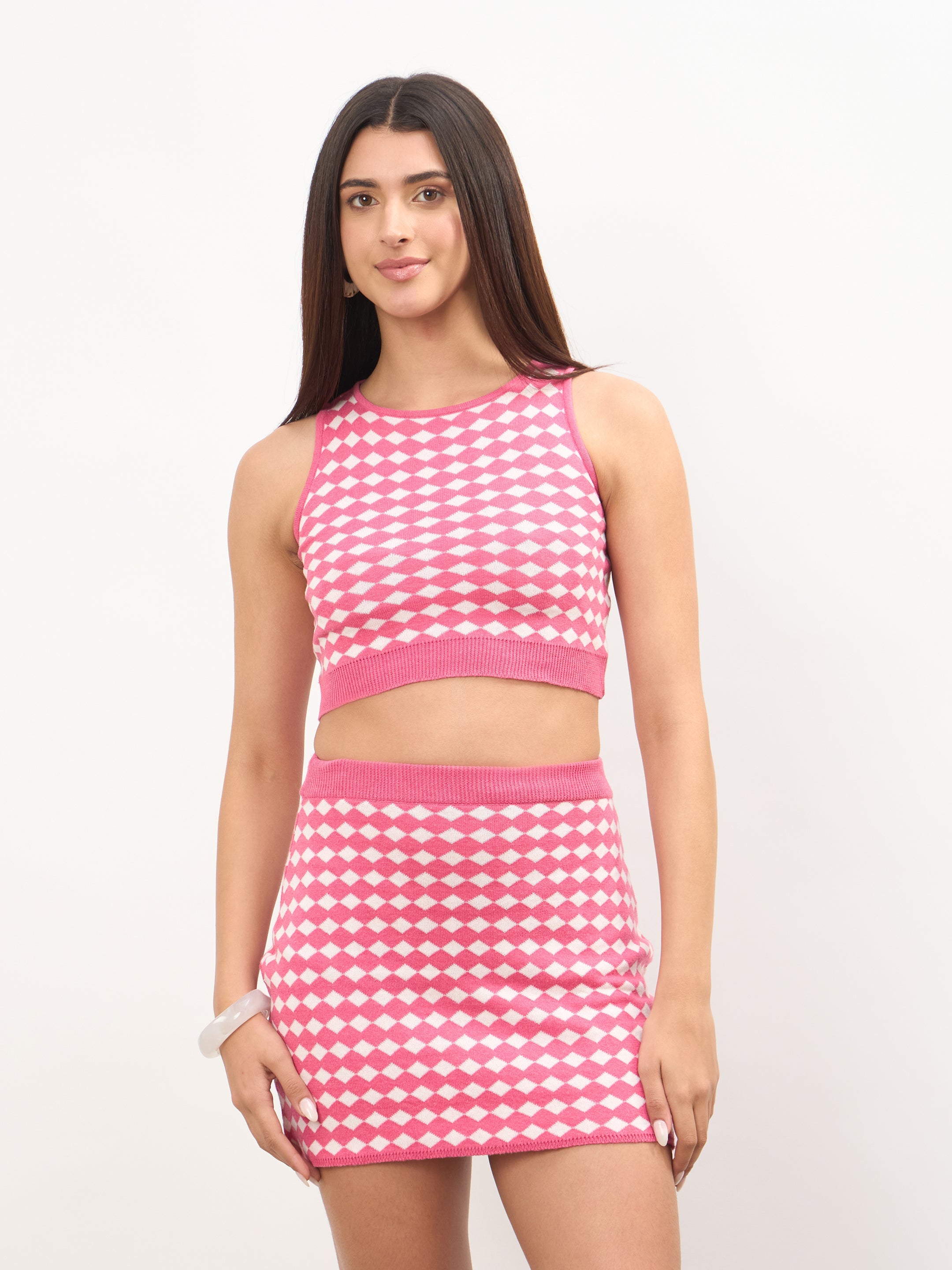 Women Pink & White Round Neck Crop Top With Mini Skirt